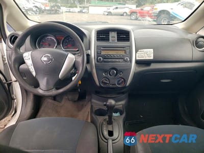 Zdjęcie 8 z 12 samochodu: 2015 NISSAN VERSA NOTE S VIN:3N1CE2CP0FL427406 - miniatura