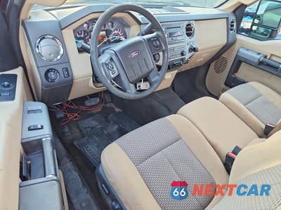 Zdjęcie 8 z 12 samochodu: 2016 FORD F350 SUPER DUTY VIN:1FTRF3BT6GEB21420 - miniatura