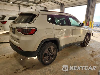 Trzecie zdjęcie samochodu z tyłu: 2022 JEEP COMPASS LATITUDE LUX VIN:3C4NJDFB0NT127862 - miniatura
