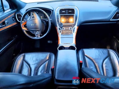 Zdjęcie 8 z 14 samochodu: 2016 LINCOLN MKX SELECT VIN:2LMTJ8KR0GBL27625 - miniatura