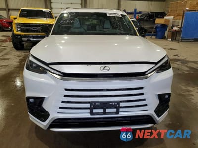 Piąte zdjęcie samochodu w środku: 2024 LEXUS TX 500H F SPORT PREMIUM VIN:5TDABAB64RS005640 - miniatura