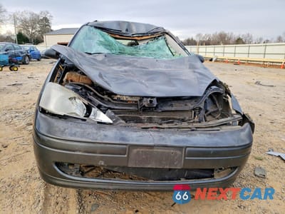 Piąte zdjęcie samochodu w środku: 2002 FORD FOCUS SE VIN:1FAFP36342W286871 - miniatura