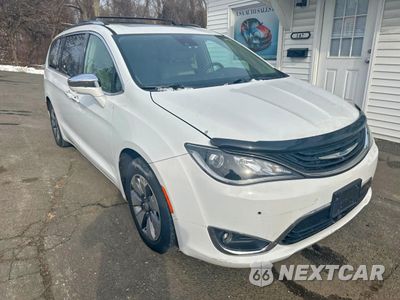 Czwarte zdjęcie samochodu z boku: 2017 CHRYSLER PACIFICA EHYBRID PLATINUM VIN:2C4RC1N77HR689434 - miniatura