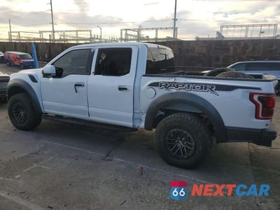 Drugie zdjęcie samochodu z przodu: 2019 FORD F150 RAPTOR VIN:1FTFW1RG9KFC44082 - miniatura