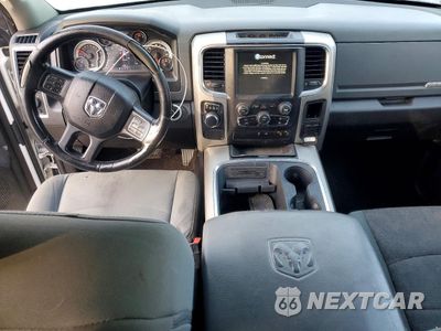 Zdjęcie 8 z 12 samochodu: 2016 RAM 1500 VIN:3C6RR6LT9GG388297 - miniatura
