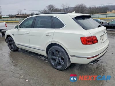 Drugie zdjęcie samochodu z przodu: 2019 BENTLEY BENTAYGA VIN:SJAAM2ZV1KC024006 - miniatura
