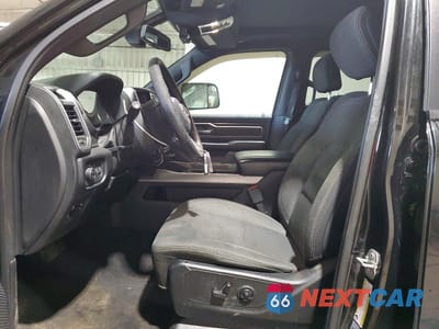 Zdjęcie 7 z 12 samochodu: 2019 RAM 1500 BIG HORN VIN:1C6SRFFT0KN536012 - miniatura