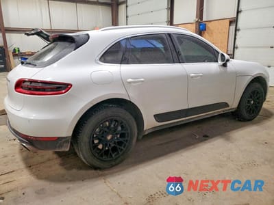 Trzecie zdjęcie samochodu z tyłu: 2015 PORSCHE MACAN S VIN:WP1AB2A53FLB51778 - miniatura