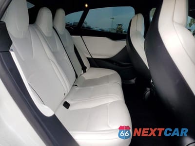 Zdjęcie 10 z 12 samochodu: 2018 TESLA MODEL S VIN:5YJSA1E21JF243180 - miniatura