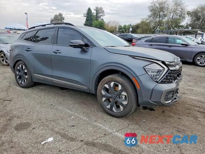 Czwarte zdjęcie samochodu z boku: 2024 KIA SPORTAGE X-LINE PRESTIGE VIN:KNDPZDDHXR7158586 - miniatura