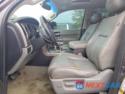Zdjęcie 7 z 13 samochodu: 2011 TOYOTA SEQUOIA LIMITED VIN:5TDKY5G19BS033477 - miniatura