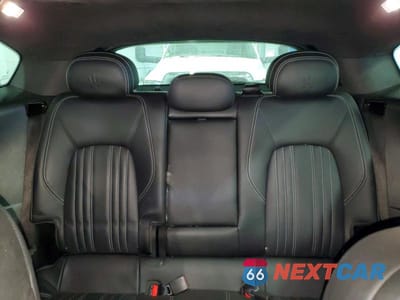Zdjęcie 10 z 14 samochodu: 2017 MASERATI LEVANTE LUXURY VIN:ZN661XUL6HX260649 - miniatura