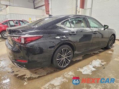 Trzecie zdjęcie samochodu z tyłu: 2025 LEXUS ES 350 BASE VIN:58ADZ1B1XSU195267 - miniatura