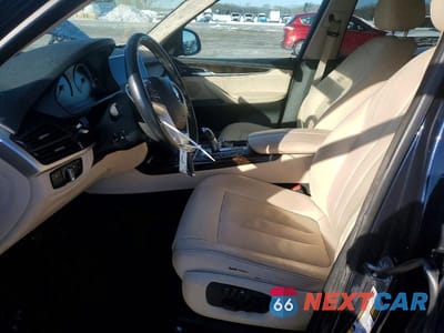 Zdjęcie 7 z 13 samochodu: 2016 BMW X5 XDR40E VIN:5UXKT0C55G0S75086 - miniatura