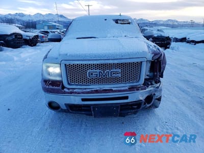 Piąte zdjęcie samochodu w środku: 2013 GMC SIERRA K1500 SLE VIN:3GTP2VE76DG350195 - miniatura