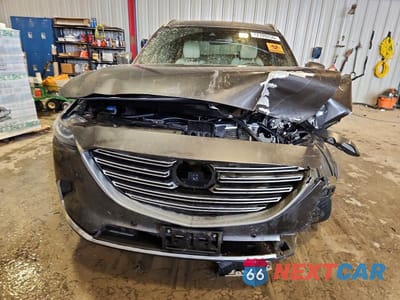 Piąte zdjęcie samochodu w środku: 2018 MAZDA CX-9 GRAND TOURING VIN:JM3TCBDY3J0214828 - miniatura