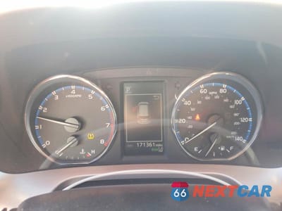 Zdjęcie 9 z 13 samochodu: 2016 TOYOTA RAV4 XLE VIN:JTMRFREV0GJ058807 - miniatura