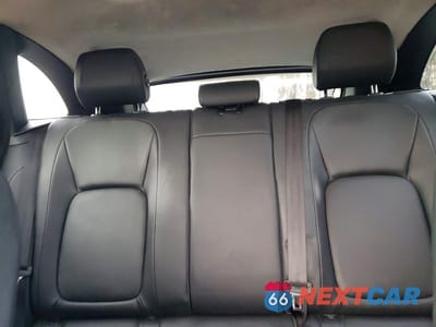 Zdjęcie 10 z 13 samochodu: 2019 JAGUAR F-PACE PREMIUM VIN:SADCJ2FX4KA360450 - miniatura