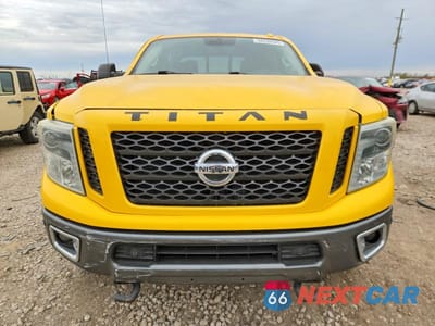 Piąte zdjęcie samochodu w środku: 2016 NISSAN TITAN XD SL VIN:1N6BA1F47GN509342 - miniatura