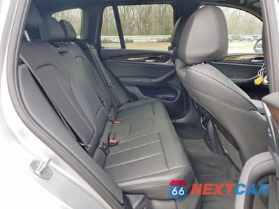 Zdjęcie 11 z 12 samochodu: 2019 BMW X3 XDRIVE30I VIN:5UXTR9C55KLE21763 - miniatura