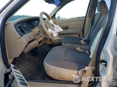 Zdjęcie 7 z 11 samochodu: 2009 FORD CROWN VICTORIA POLICE INTERCEPTOR VIN:2FAHP71V09X123321 - miniatura