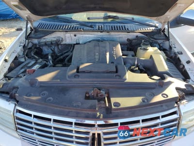 Zdjęcie 11 z 12 samochodu: 2010 LINCOLN NAVIGATOR L VIN:5LMJJ3J5XAEJ01508 - miniatura