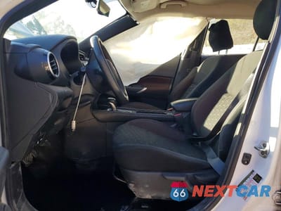 Zdjęcie 7 z 12 samochodu: 2021 NISSAN KICKS SR VIN:3N1CP5DV0ML510405 - miniatura