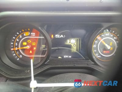 Zdjęcie 9 z 14 samochodu: 2025 JEEP WRANGLER SAHARA VIN:1C4PJXEG7SW651006 - miniatura