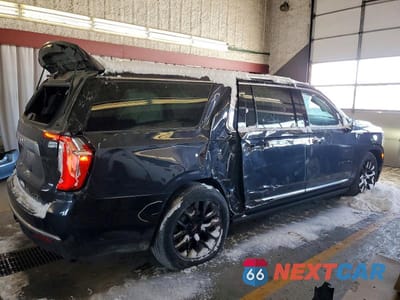 Trzecie zdjęcie samochodu z tyłu: 2023 GMC YUKON XL DENALI VIN:1GKS2JKT2PR374281 - miniatura