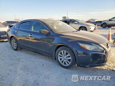 Czwarte zdjęcie samochodu z boku: 2018 NISSAN ALTIMA 2.5 VIN:1N4AL3AP8JC136147 - miniatura