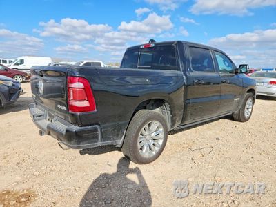 Trzecie zdjęcie samochodu z tyłu: 2023 RAM 1500 LARAMIE VIN:1C6SRFJT5PN513758 - miniatura