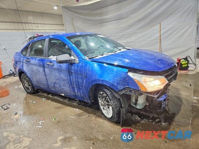 Czwarte zdjęcie samochodu z boku: 2010 FORD FOCUS SE VIN:1FAHP3FN5AW118133 - miniatura