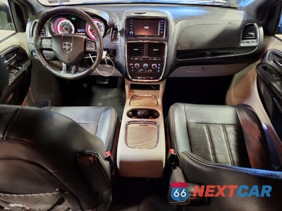 Zdjęcie 8 z 14 samochodu: 2019 DODGE GRAND CARAVAN SXT VIN:2C4RDGCG7KR660946 - miniatura