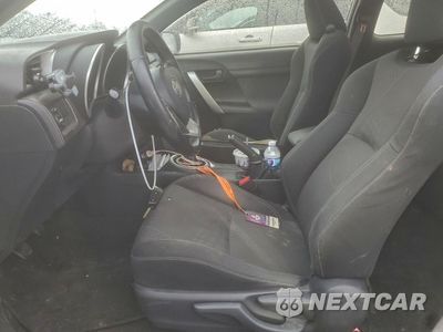 Zdjęcie 7 z 13 samochodu: 2014 TOYOTA SCION TC VIN:JTKJF5C71E3066676 - miniatura