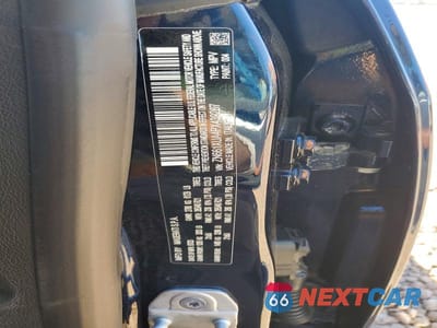 Zdjęcie 13 z 13 samochodu: 2023 MASERATI LEVANTE GT VIN:ZN661XUA4PX439267 - miniatura