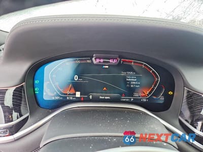 Zdjęcie 9 z 12 samochodu: 2022 BMW 750 XI VIN:WBA7U2C08NCK33895 - miniatura