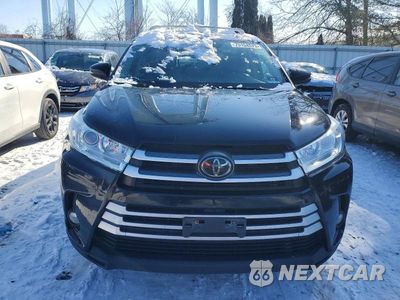 Piąte zdjęcie samochodu w środku: 2019 TOYOTA HIGHLANDER SE VIN:5TDJZRFH1KS588163 - miniatura