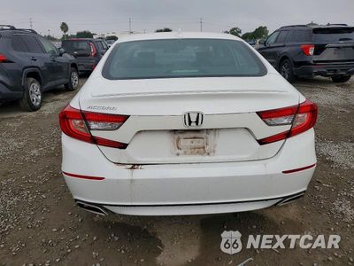 Zdjęcie 6 z 12 samochodu: 2018 HONDA ACCORD SPORT VIN:1HGCV1F37JA128710 - miniatura