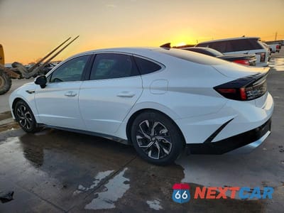 Drugie zdjęcie samochodu z przodu: 2025 HYUNDAI SONATA SEL VIN:KMHL64JA6SA466339 - miniatura