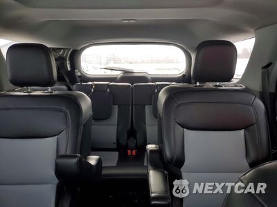Zdjęcie 10 z 14 samochodu: 2023 FORD EXPLORER XLT VIN:1FMSK8DH5PGB89422 - miniatura