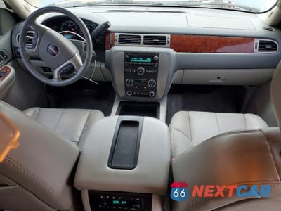 Zdjęcie 8 z 13 samochodu: 2009 GMC YUKON SLT VIN:1GKFK33009R218681 - miniatura