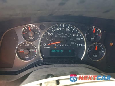 Zdjęcie 9 z 13 samochodu: 2008 GMC SAVANA G2500 UTILITY / SERVICE VAN VIN:1GTGG25C381131566 - miniatura