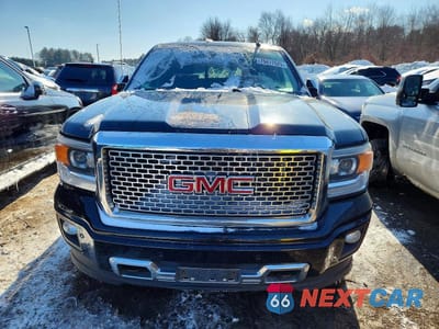 Piąte zdjęcie samochodu w środku: 2014 GMC SIERRA K1500 DENALI VIN:3GTU2WEJ6EG447905 - miniatura