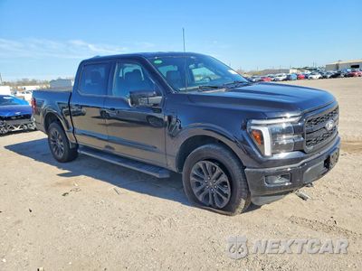 Czwarte zdjęcie samochodu z boku: 2025 FORD F150 LARIAT VIN:1FTFW5L87SFA28398 - miniatura