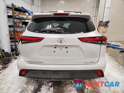Zdjęcie 6 z 14 samochodu: 2022 TOYOTA HIGHLANDER XLE VIN:5TDGZRBH1NS248872 - miniatura