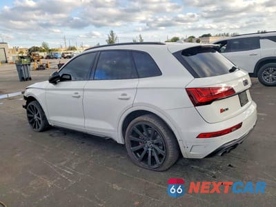 Drugie zdjęcie samochodu z przodu: 2024 AUDI SQ5 PREMIUM PLUS VIN:WA1B4AFYXR2007226 - miniatura