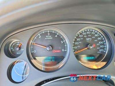 Zdjęcie 9 z 14 samochodu: 2008 CHEVROLET SUBURBAN K1500 LS VIN:3GNFK16328G208732 - miniatura