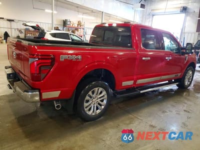 Trzecie zdjęcie samochodu z tyłu: 2025 FORD F150 LARIAT VIN:1FTFW5L55SFB62607 - miniatura