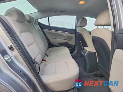 Zdjęcie 10 z 12 samochodu: 2018 HYUNDAI ELANTRA SE VIN:5NPD74LF0JH319052 - miniatura