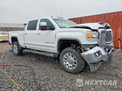 Czwarte zdjęcie samochodu z boku: 2017 GMC SIERRA K2500 DENALI VIN:1GT12UEY3HF182483 - miniatura